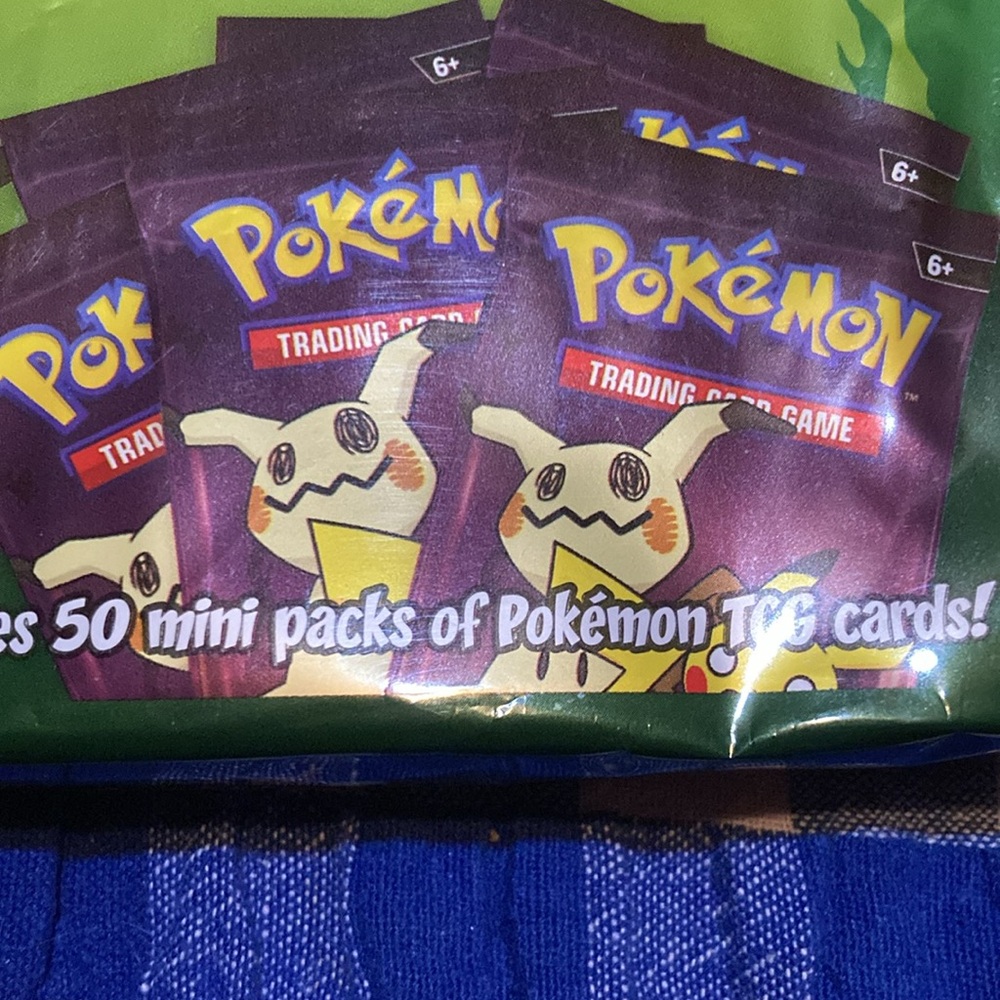 Pokémon Trick or trade booster bundle cards 50 packs NEW!!!! 🩵🐛💛 - Picture 4 of 4